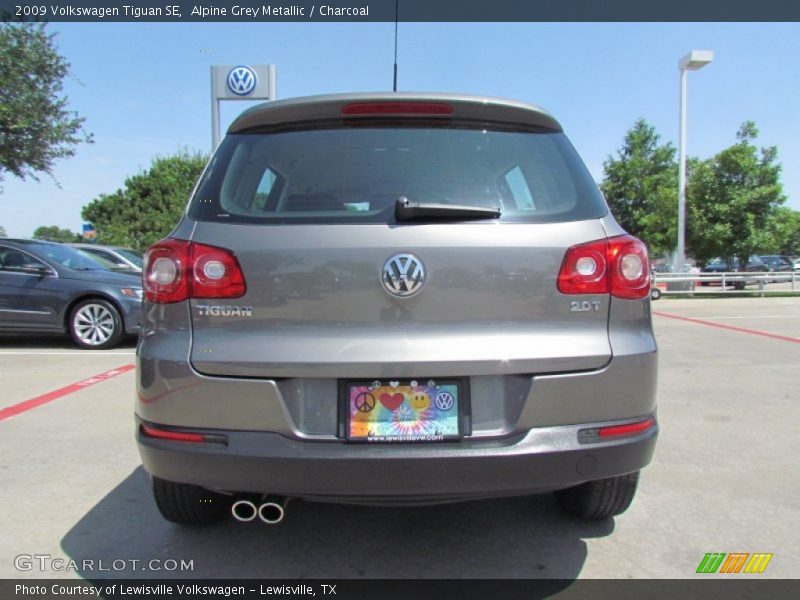 Alpine Grey Metallic / Charcoal 2009 Volkswagen Tiguan SE