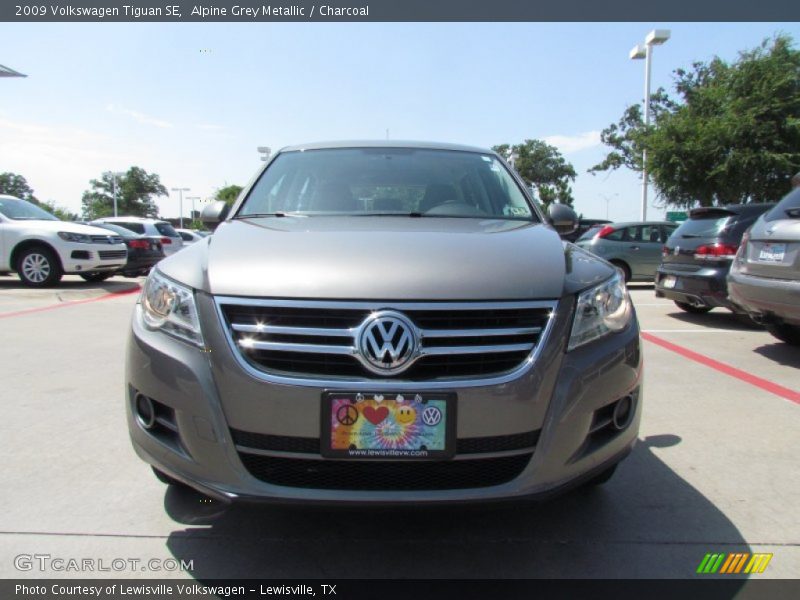 Alpine Grey Metallic / Charcoal 2009 Volkswagen Tiguan SE