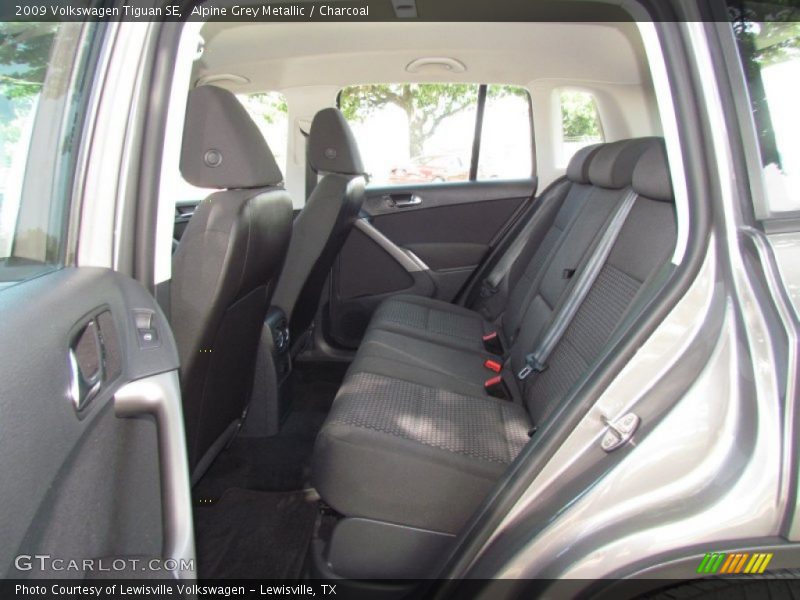 Alpine Grey Metallic / Charcoal 2009 Volkswagen Tiguan SE