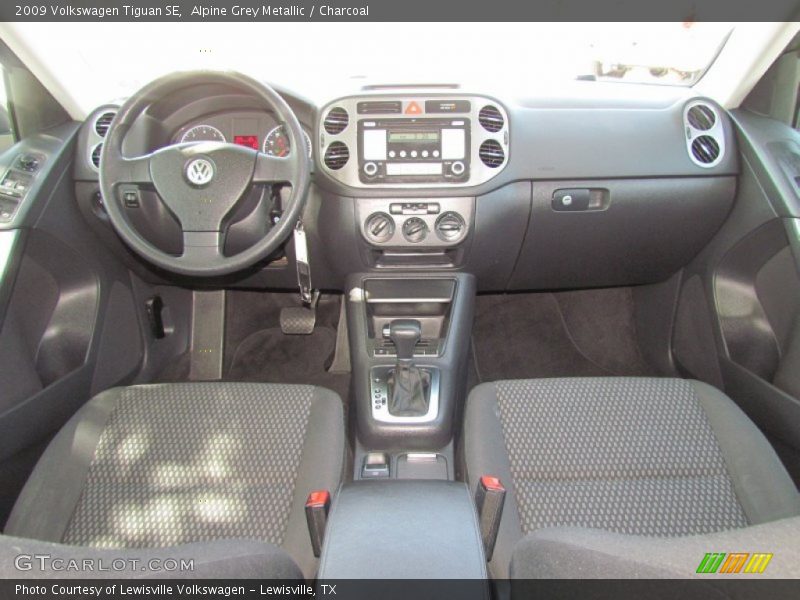 Alpine Grey Metallic / Charcoal 2009 Volkswagen Tiguan SE