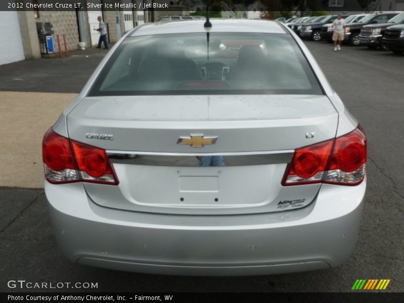 Silver Ice Metallic / Jet Black 2012 Chevrolet Cruze LT