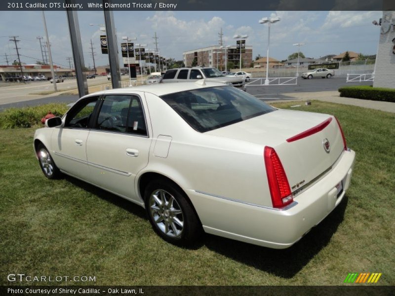 White Diamond Tricoat / Ebony 2011 Cadillac DTS Luxury