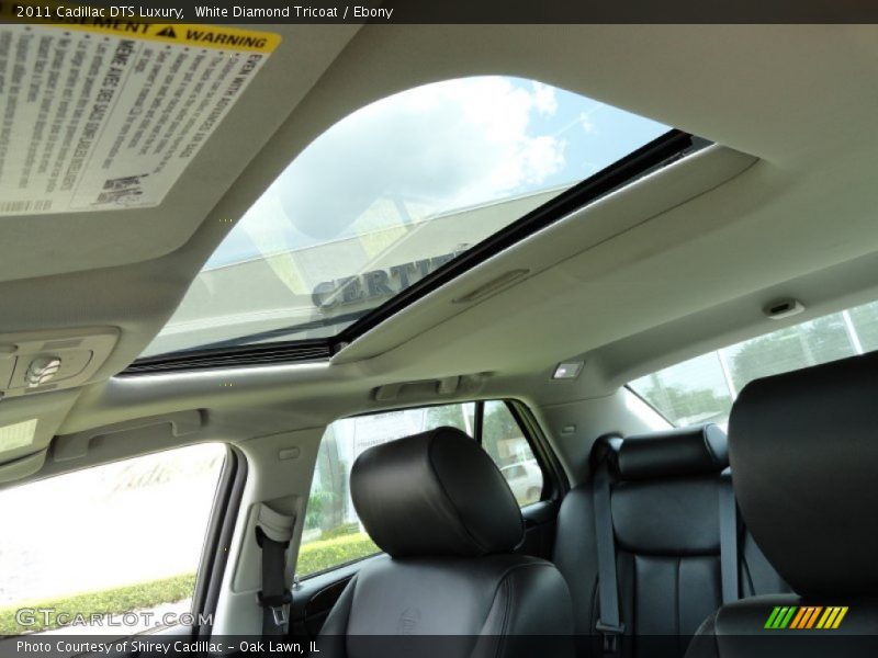 White Diamond Tricoat / Ebony 2011 Cadillac DTS Luxury
