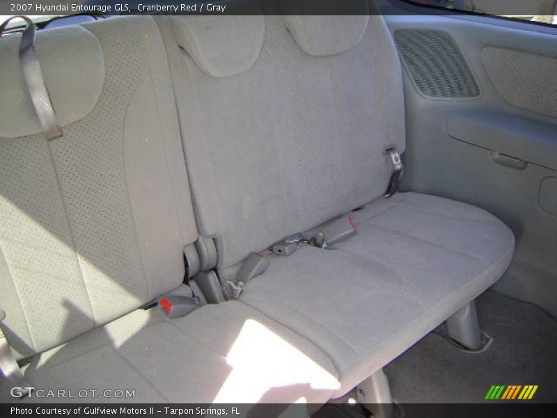 Cranberry Red / Gray 2007 Hyundai Entourage GLS