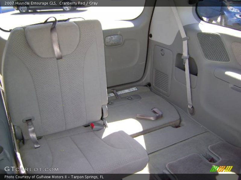 Cranberry Red / Gray 2007 Hyundai Entourage GLS