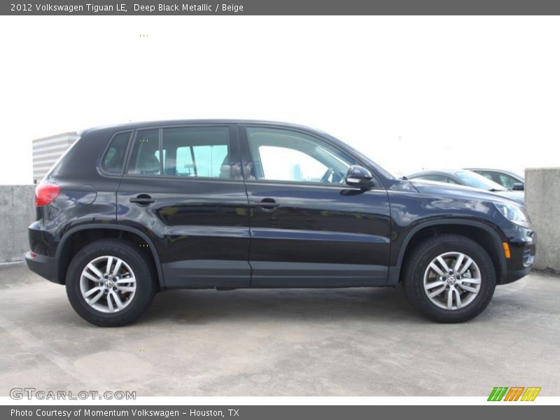 Deep Black Metallic / Beige 2012 Volkswagen Tiguan LE