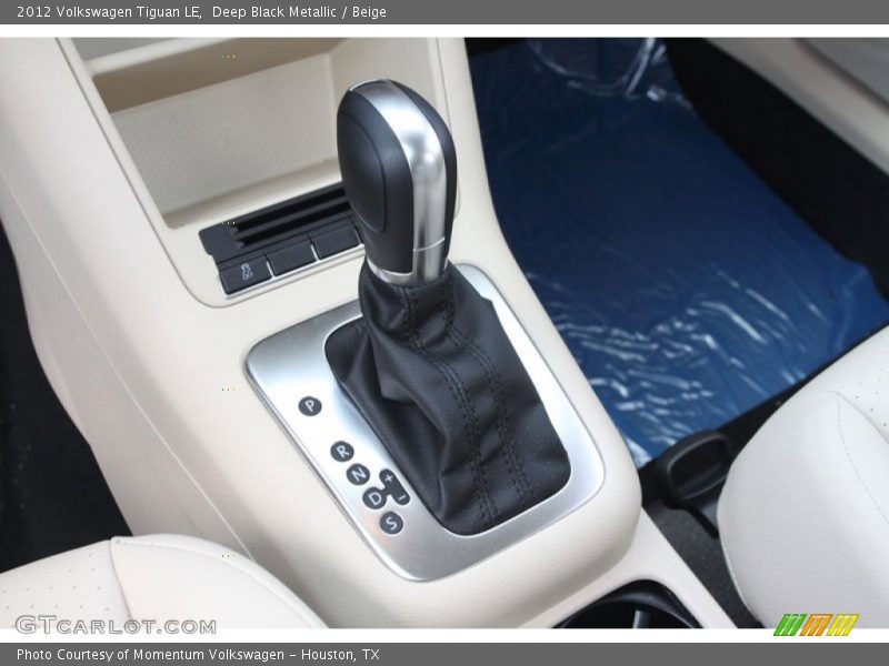 Deep Black Metallic / Beige 2012 Volkswagen Tiguan LE
