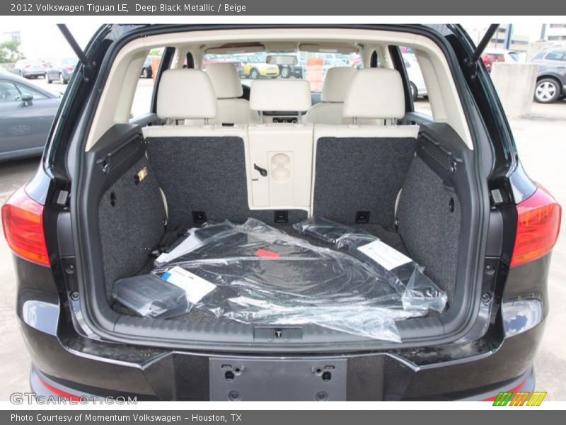 Deep Black Metallic / Beige 2012 Volkswagen Tiguan LE