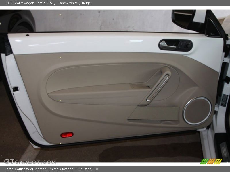 Candy White / Beige 2012 Volkswagen Beetle 2.5L