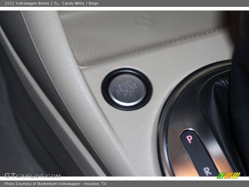 Candy White / Beige 2012 Volkswagen Beetle 2.5L
