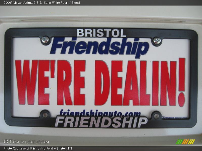 Satin White Pearl / Blond 2006 Nissan Altima 2.5 S
