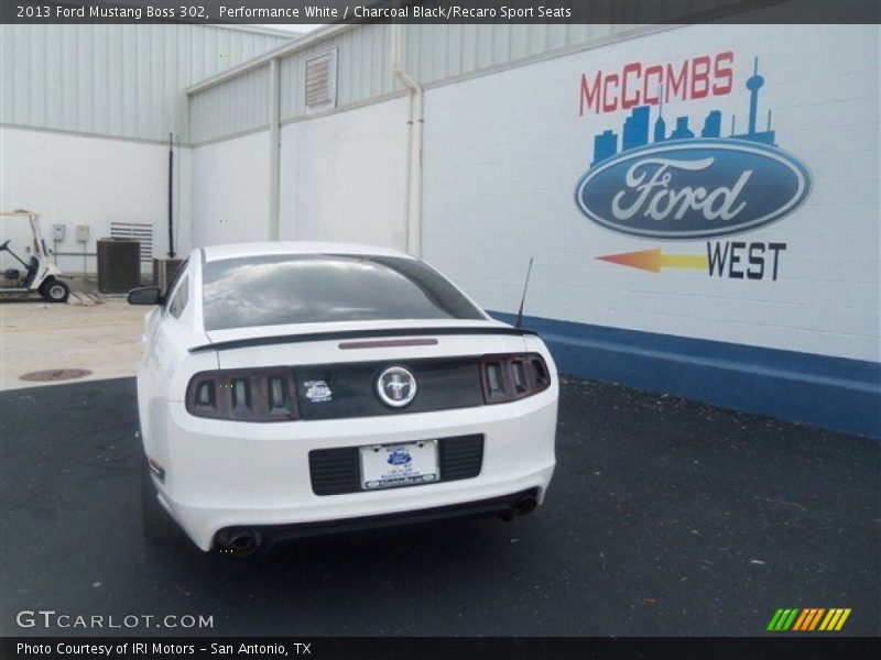 Performance White / Charcoal Black/Recaro Sport Seats 2013 Ford Mustang Boss 302