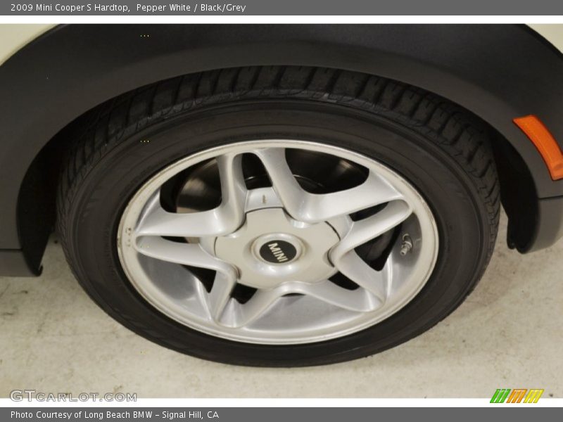 Pepper White / Black/Grey 2009 Mini Cooper S Hardtop