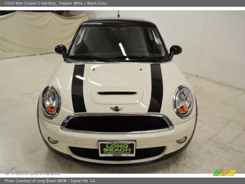 Pepper White / Black/Grey 2009 Mini Cooper S Hardtop