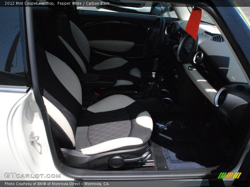 Pepper White / Carbon Black 2012 Mini Cooper Hardtop