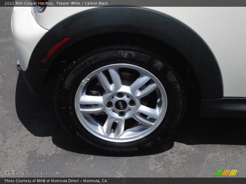 Pepper White / Carbon Black 2012 Mini Cooper Hardtop