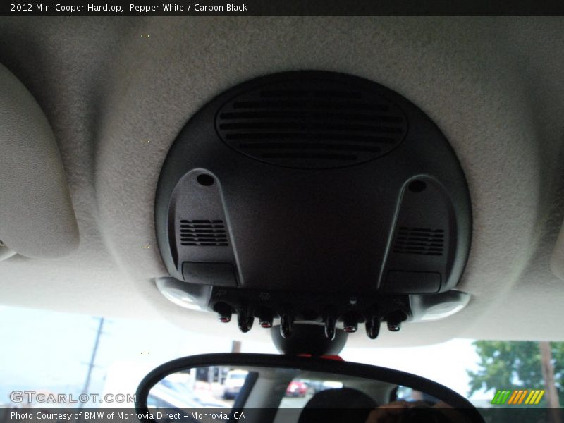 Pepper White / Carbon Black 2012 Mini Cooper Hardtop
