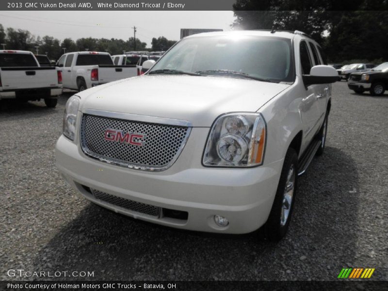 White Diamond Tricoat / Ebony 2013 GMC Yukon Denali AWD