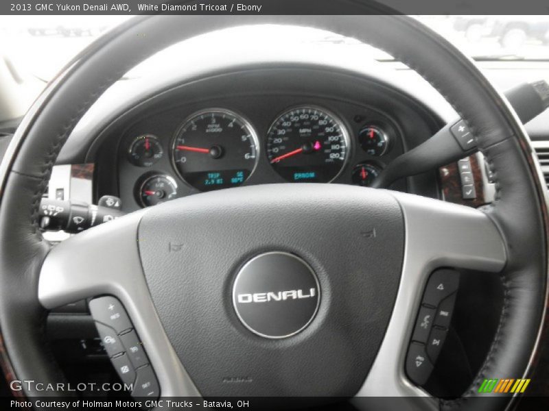 White Diamond Tricoat / Ebony 2013 GMC Yukon Denali AWD