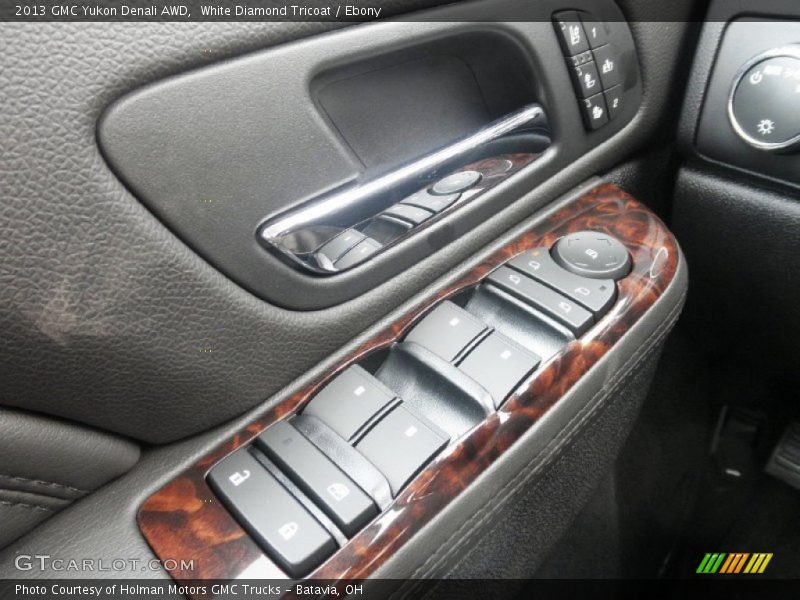White Diamond Tricoat / Ebony 2013 GMC Yukon Denali AWD