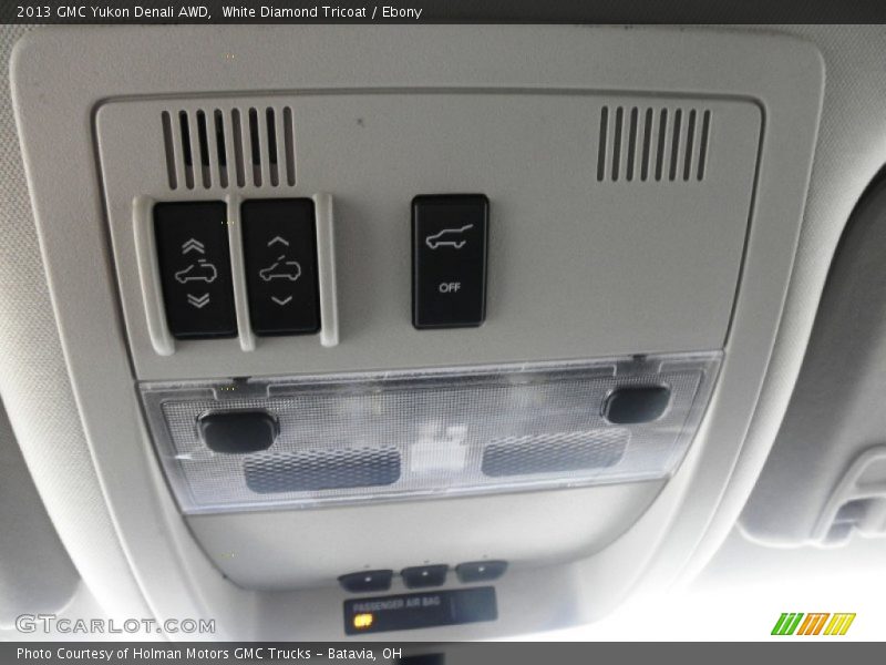 White Diamond Tricoat / Ebony 2013 GMC Yukon Denali AWD