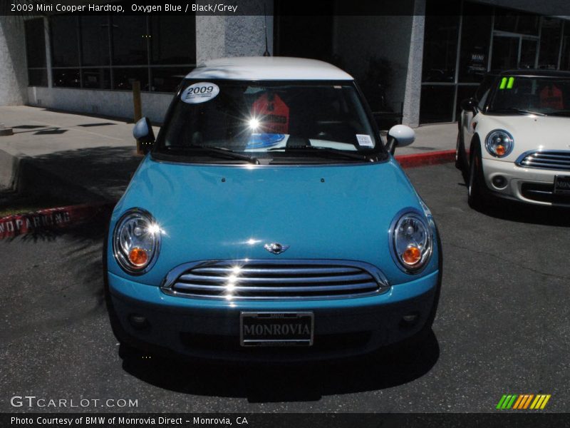 Oxygen Blue / Black/Grey 2009 Mini Cooper Hardtop