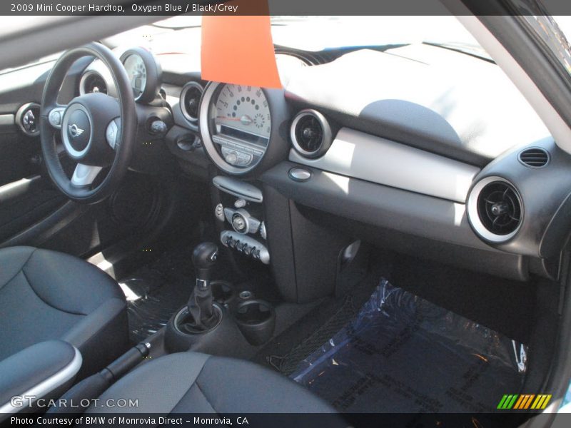 Oxygen Blue / Black/Grey 2009 Mini Cooper Hardtop