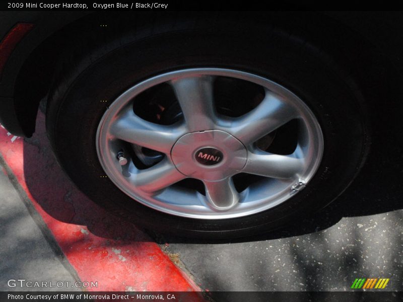 Oxygen Blue / Black/Grey 2009 Mini Cooper Hardtop