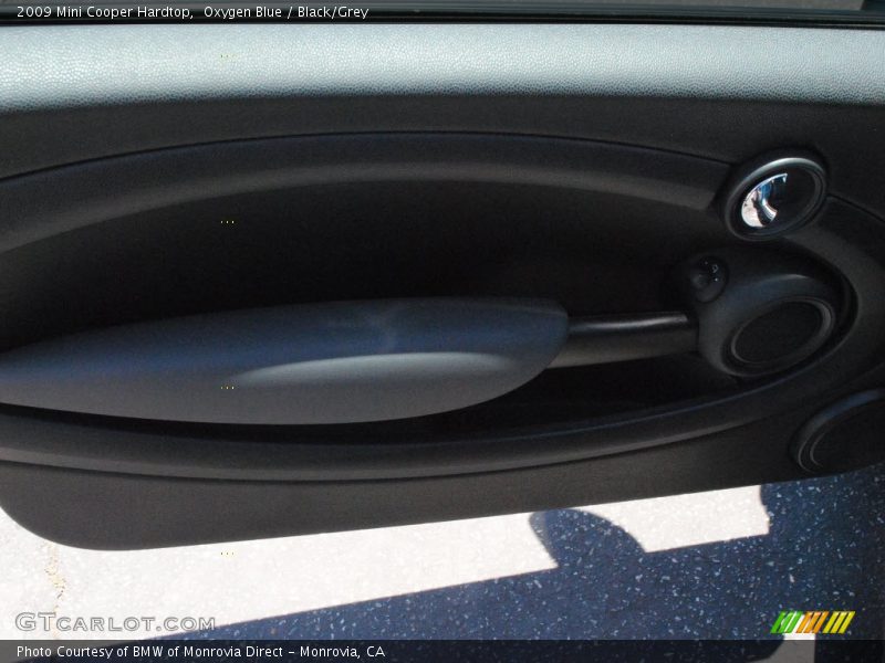 Oxygen Blue / Black/Grey 2009 Mini Cooper Hardtop