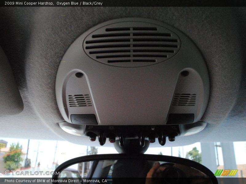 Oxygen Blue / Black/Grey 2009 Mini Cooper Hardtop