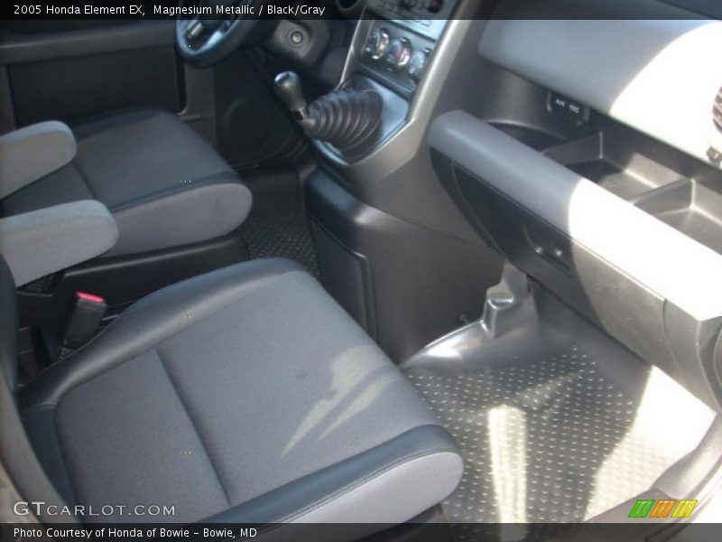 Magnesium Metallic / Black/Gray 2005 Honda Element EX