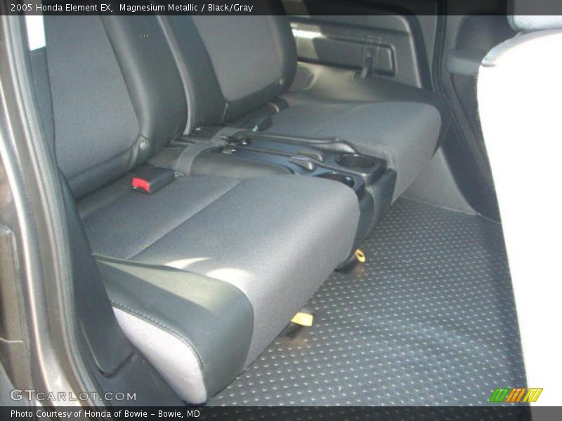 Magnesium Metallic / Black/Gray 2005 Honda Element EX