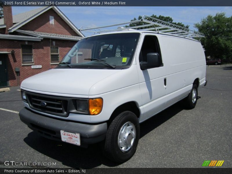 Oxford White / Medium Flint 2005 Ford E Series Van E250 Commercial