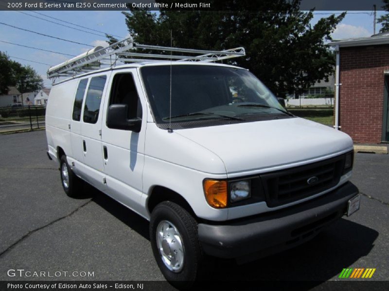 Oxford White / Medium Flint 2005 Ford E Series Van E250 Commercial