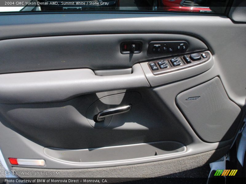 Summit White / Stone Gray 2004 GMC Yukon Denali AWD