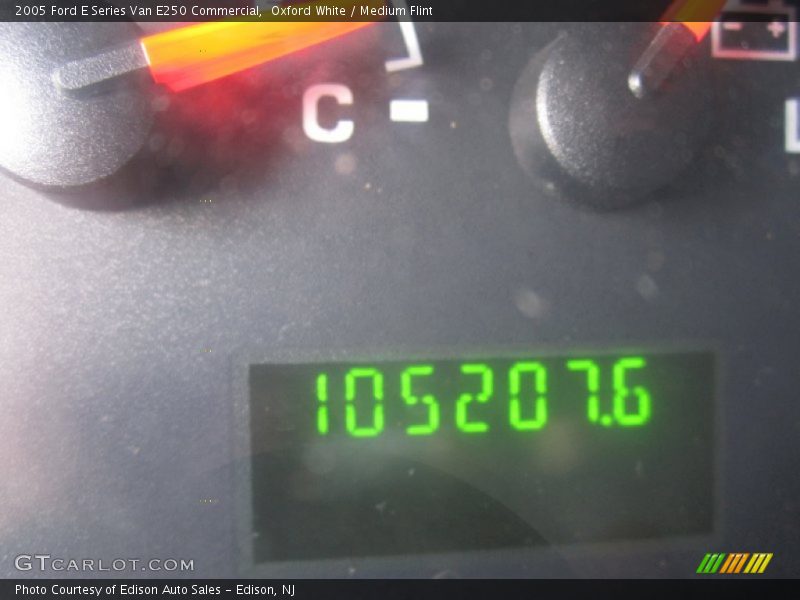 Oxford White / Medium Flint 2005 Ford E Series Van E250 Commercial