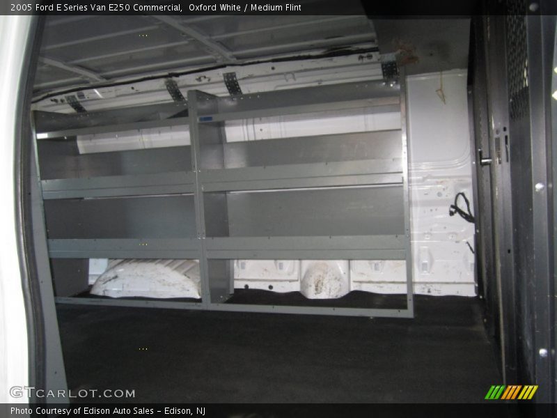 Oxford White / Medium Flint 2005 Ford E Series Van E250 Commercial