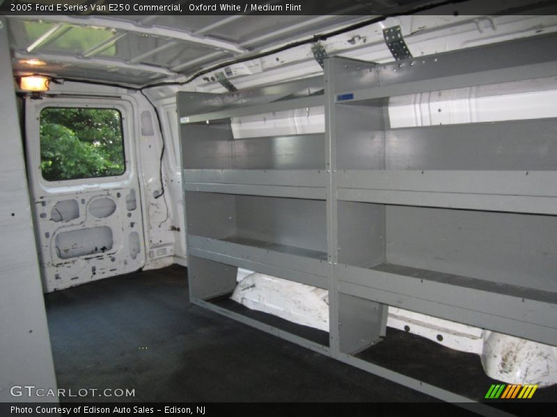 Oxford White / Medium Flint 2005 Ford E Series Van E250 Commercial