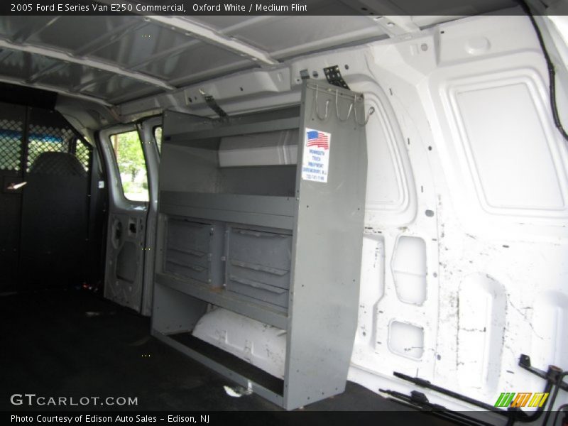 Oxford White / Medium Flint 2005 Ford E Series Van E250 Commercial