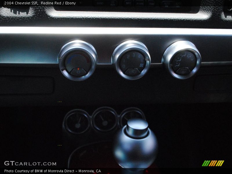 Redline Red / Ebony 2004 Chevrolet SSR