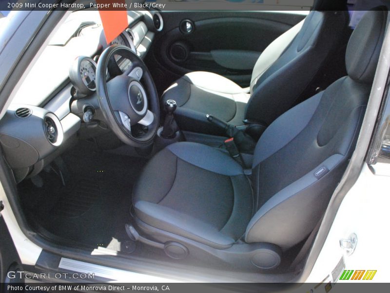 Pepper White / Black/Grey 2009 Mini Cooper Hardtop
