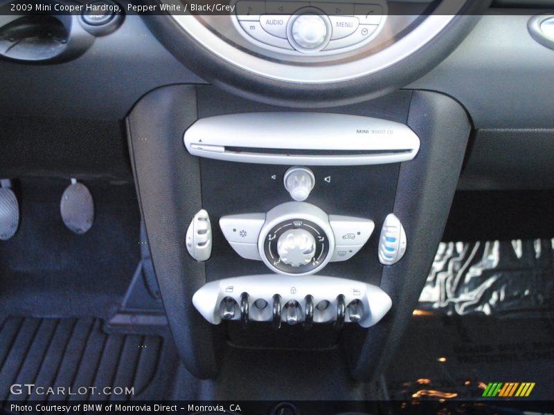 Pepper White / Black/Grey 2009 Mini Cooper Hardtop