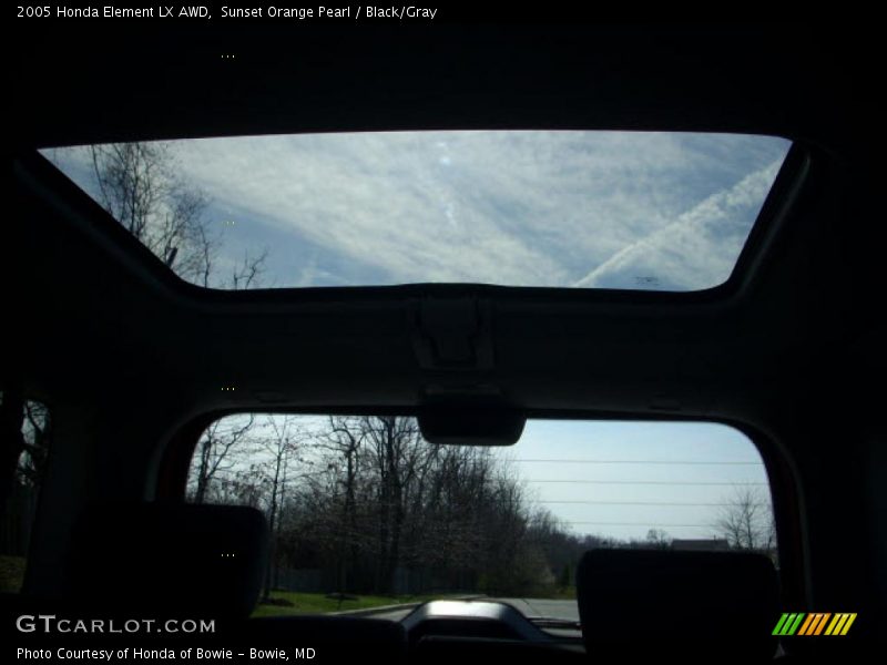 Sunset Orange Pearl / Black/Gray 2005 Honda Element LX AWD
