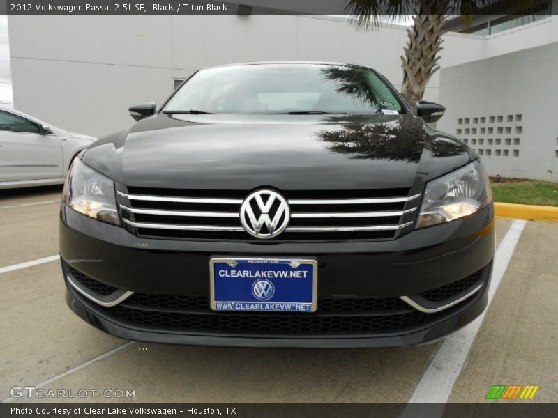 Black / Titan Black 2012 Volkswagen Passat 2.5L SE