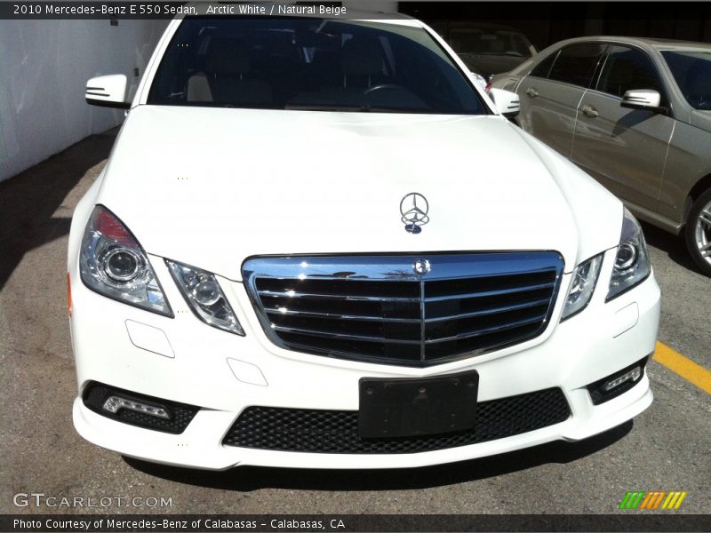 Arctic White / Natural Beige 2010 Mercedes-Benz E 550 Sedan