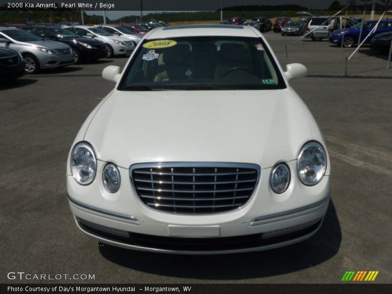 Pearl White / Beige 2008 Kia Amanti