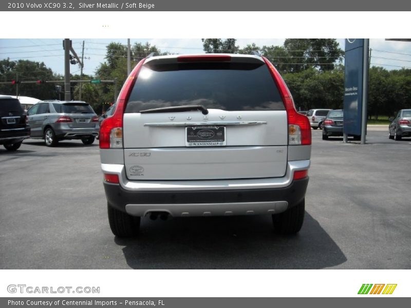 Silver Metallic / Soft Beige 2010 Volvo XC90 3.2