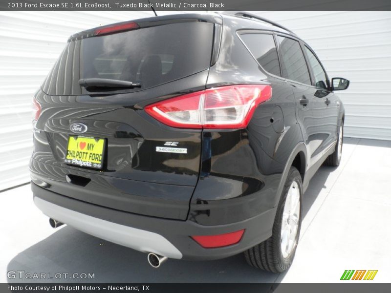 Tuxedo Black Metallic / Charcoal Black 2013 Ford Escape SE 1.6L EcoBoost