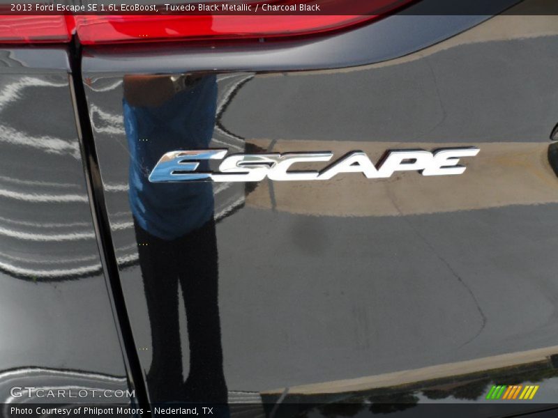  2013 Escape SE 1.6L EcoBoost Logo