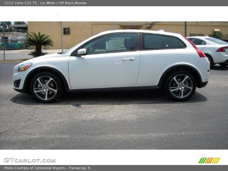 Ice White / Off Black/Blonde 2013 Volvo C30 T5